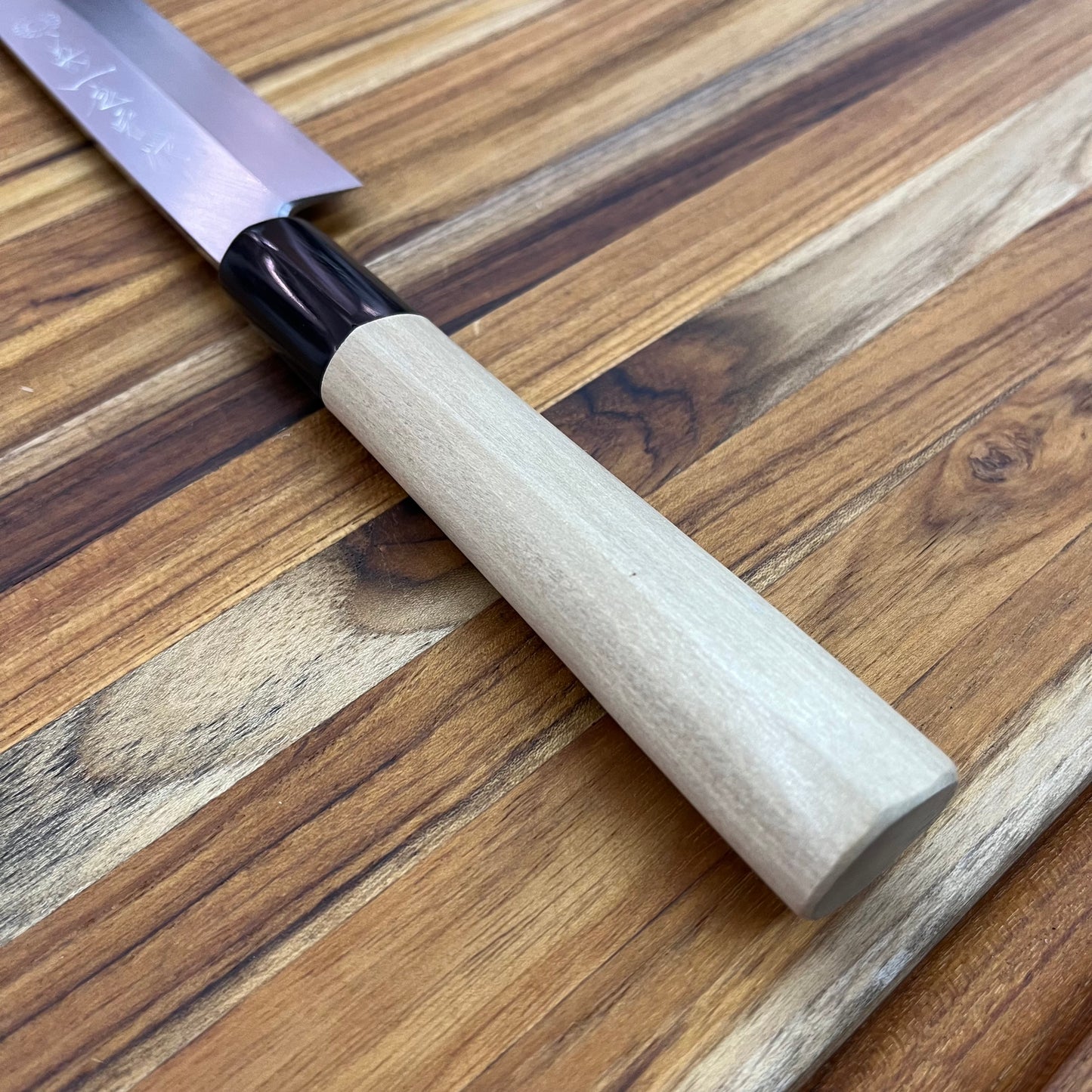 Kikuichi Elite Warikomi Gold 270mm (10.5") Yanagi w/ Saya