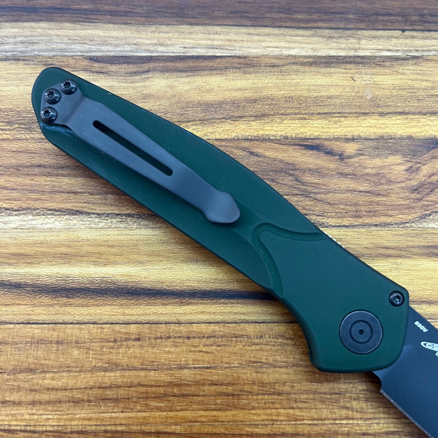Benchmade Osborne 3.5" Auto w/ Green Aluminum Handle