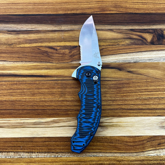 *DISCONTINUED* Benchmade Ball AXIS 3.25" P/S Flipping Knife w/ Blue/Black G10