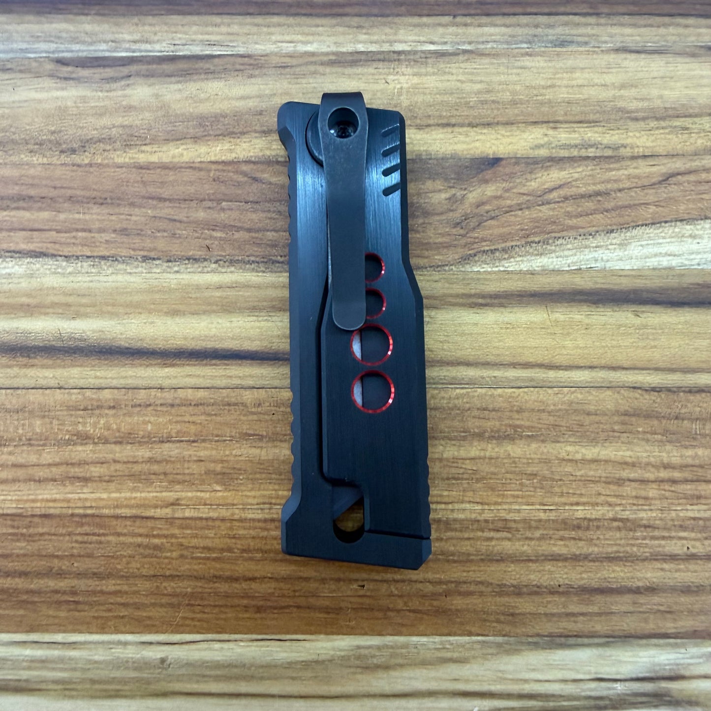Reate Exo-U Gravity 2.5" Utility Knife w/ Black Handle & Red Speedhole