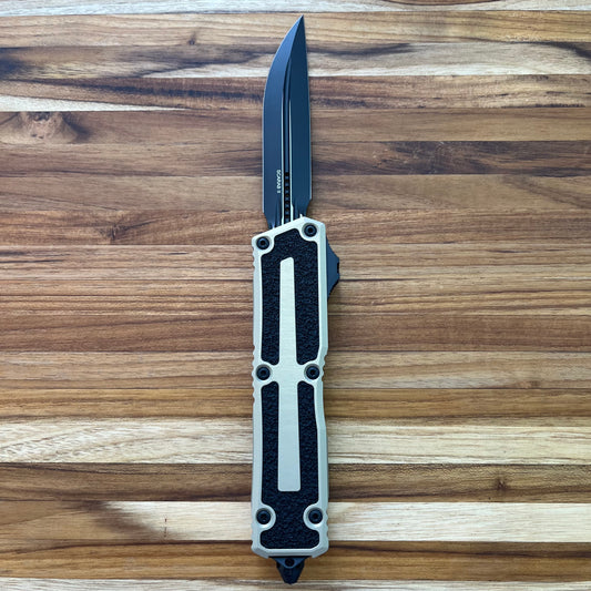 Microtech Gen III Scarab II 4" OTF w/ Sand Handle
