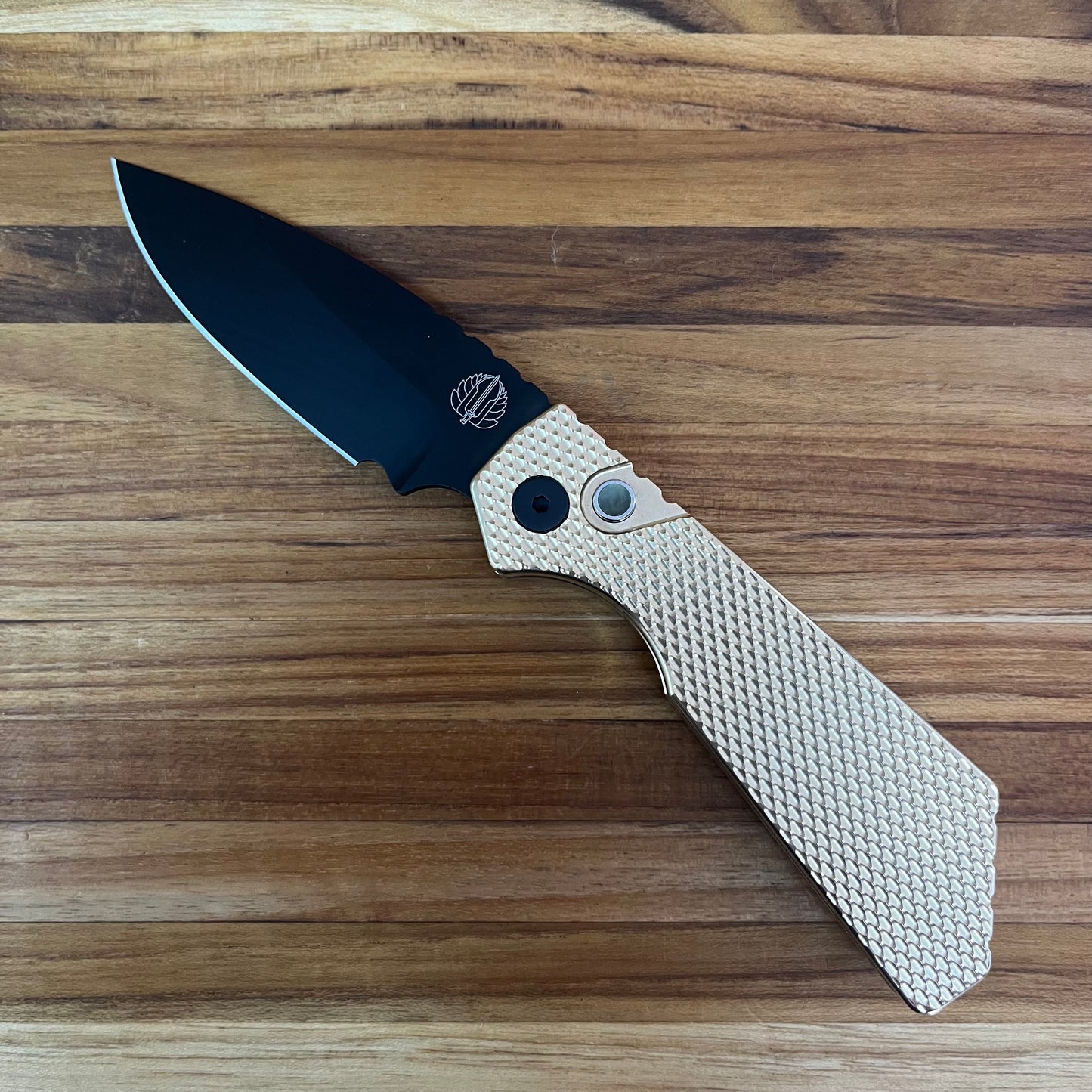 Pro-Tech Strider PT+ 2.5" Auto w/ Textured AlBronze Handle