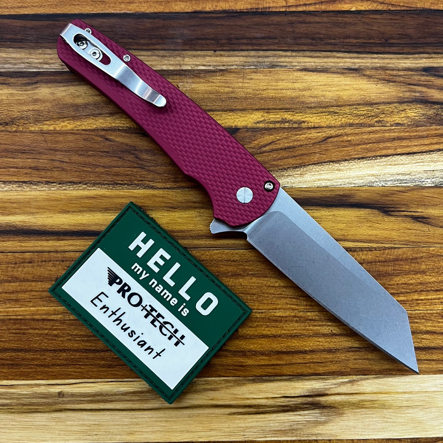 Pro-Tech *Limited Edition* Malibu 3.25" Flipping Knife w/ Pearl Button & Red Textured Aluminum Handle