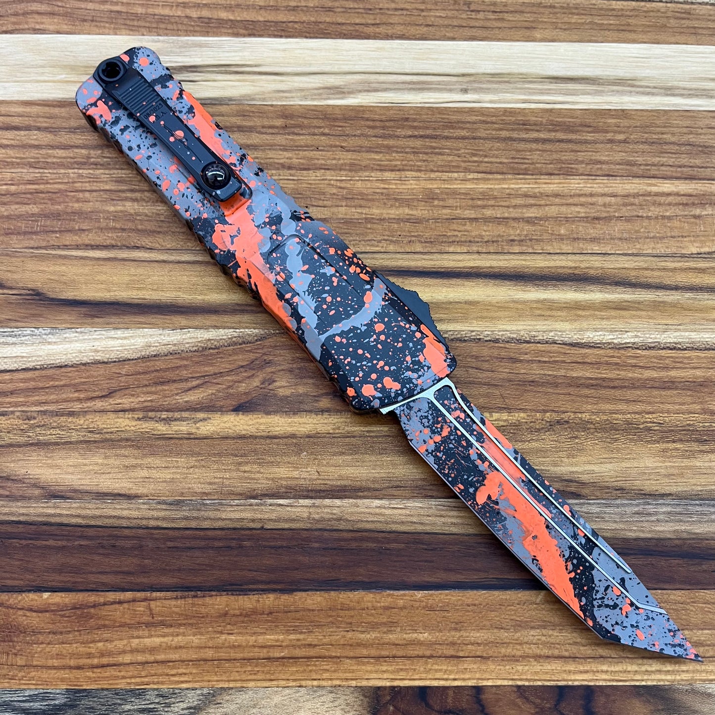 Microtech Combat Troodon Gen III T/E 4" OTF w/ Bull Shark Gray/Black Orange Splatter Aluminum Handle