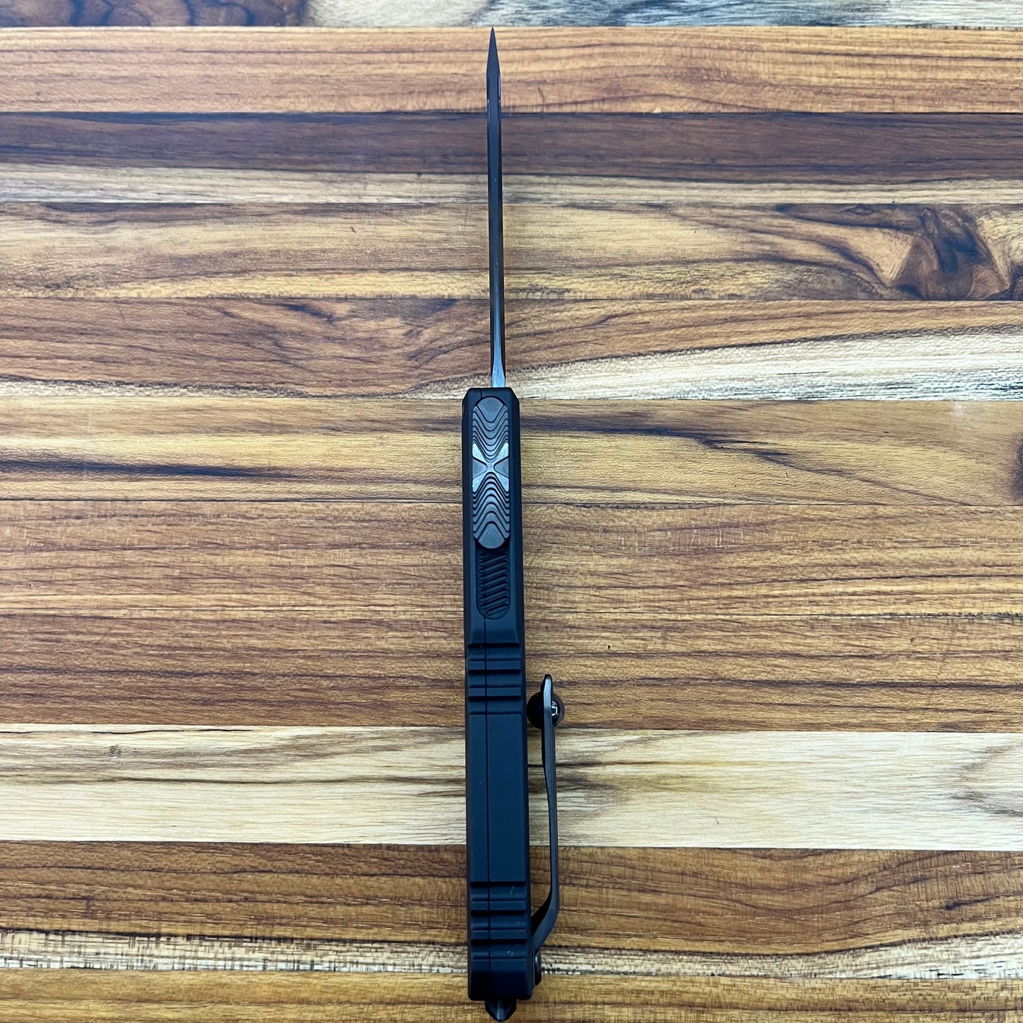Microtech Ultratech Gen III ZBP T/E 3.5" Shadow DLC OTF w/ Black Aluminum Handle
