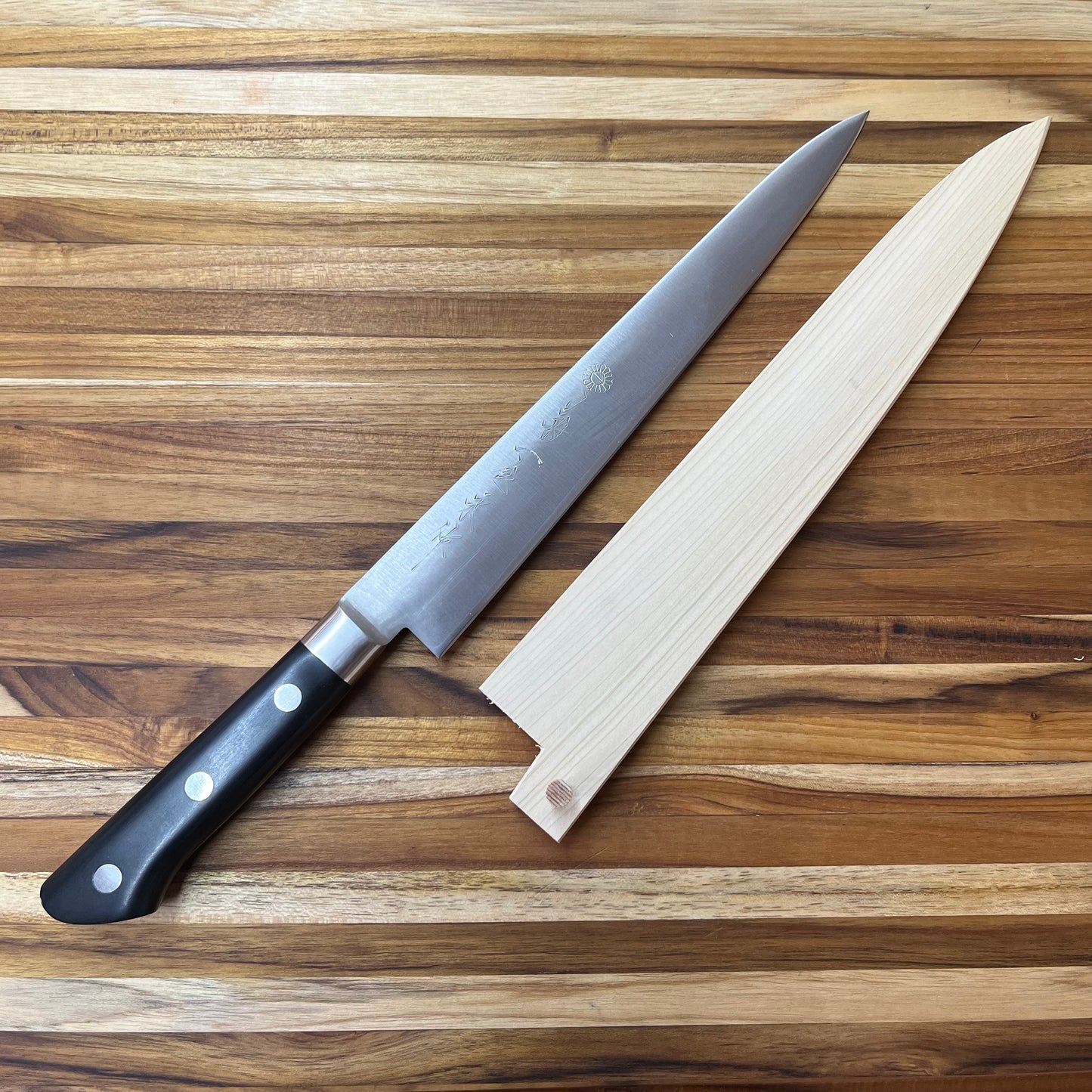 *DISCONTINUED* Kikuichi Swedish Gold Warikomi 240mm Sujihiki w/ Saya