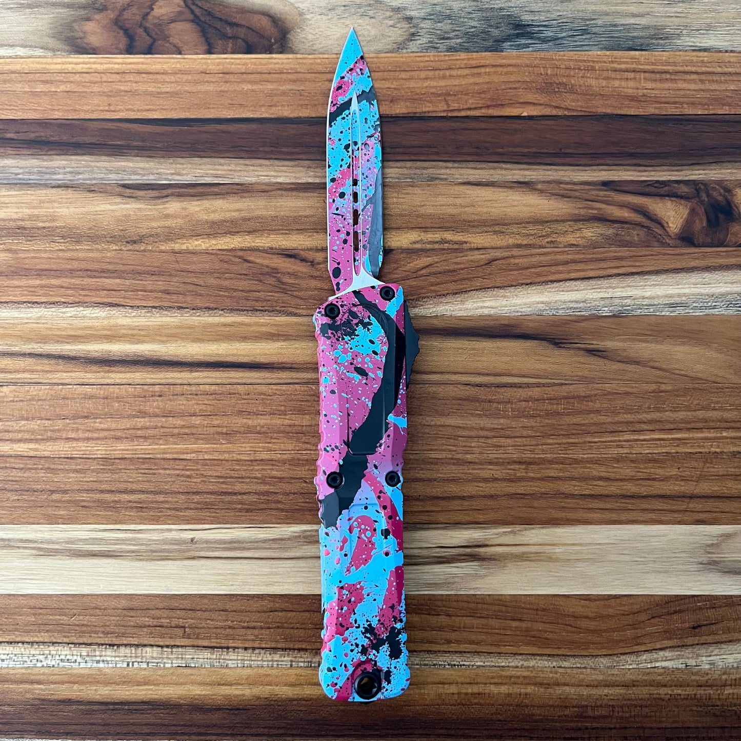 Microtech Combat Troodon Gen III D/E 4" OTF w/ Pink/Blue Black Splatter Aluminum Handle