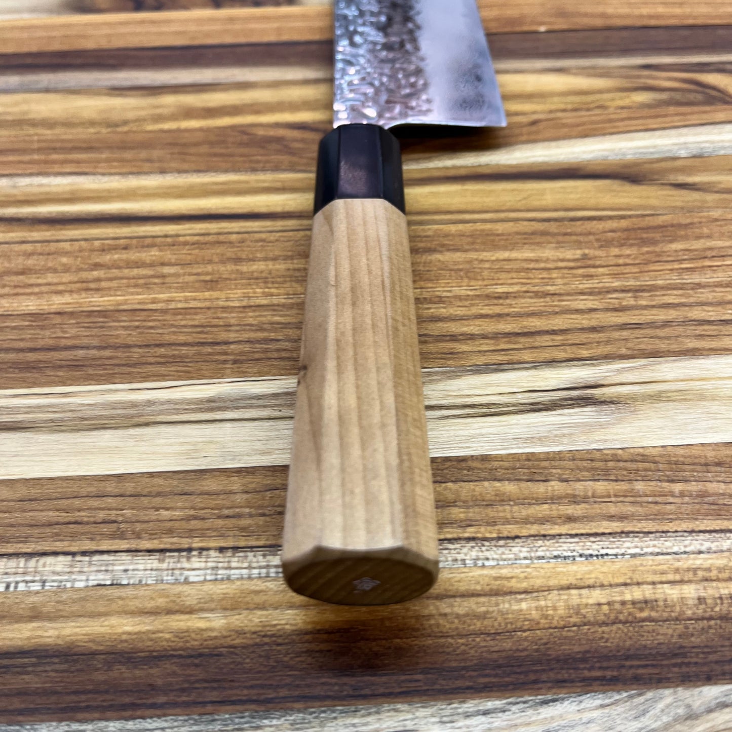 Kikuichi 67 Layer Mirror Damascus Tsuchime 165mm (6.5") Nakiri
