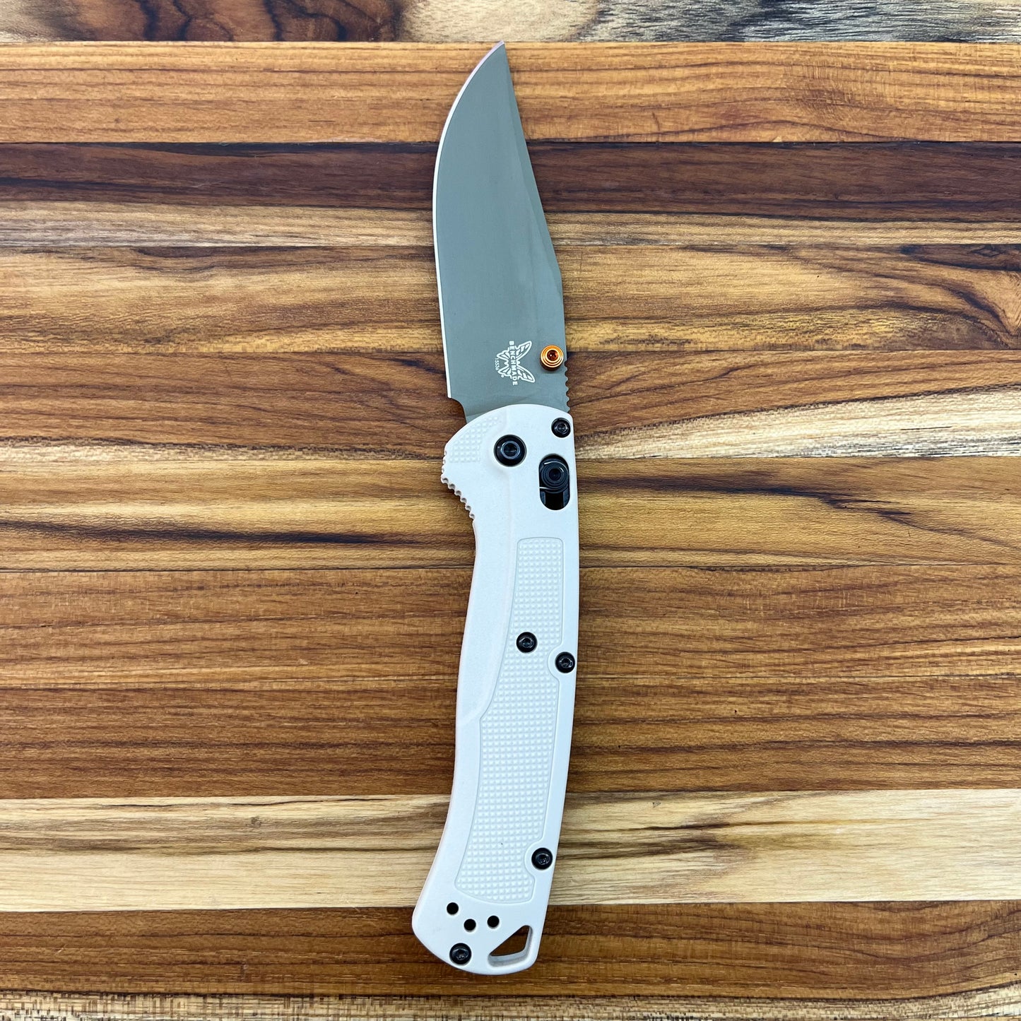 Benchmade Taggedout 3.5" Folding Knife w/ Tan Grivory Handle