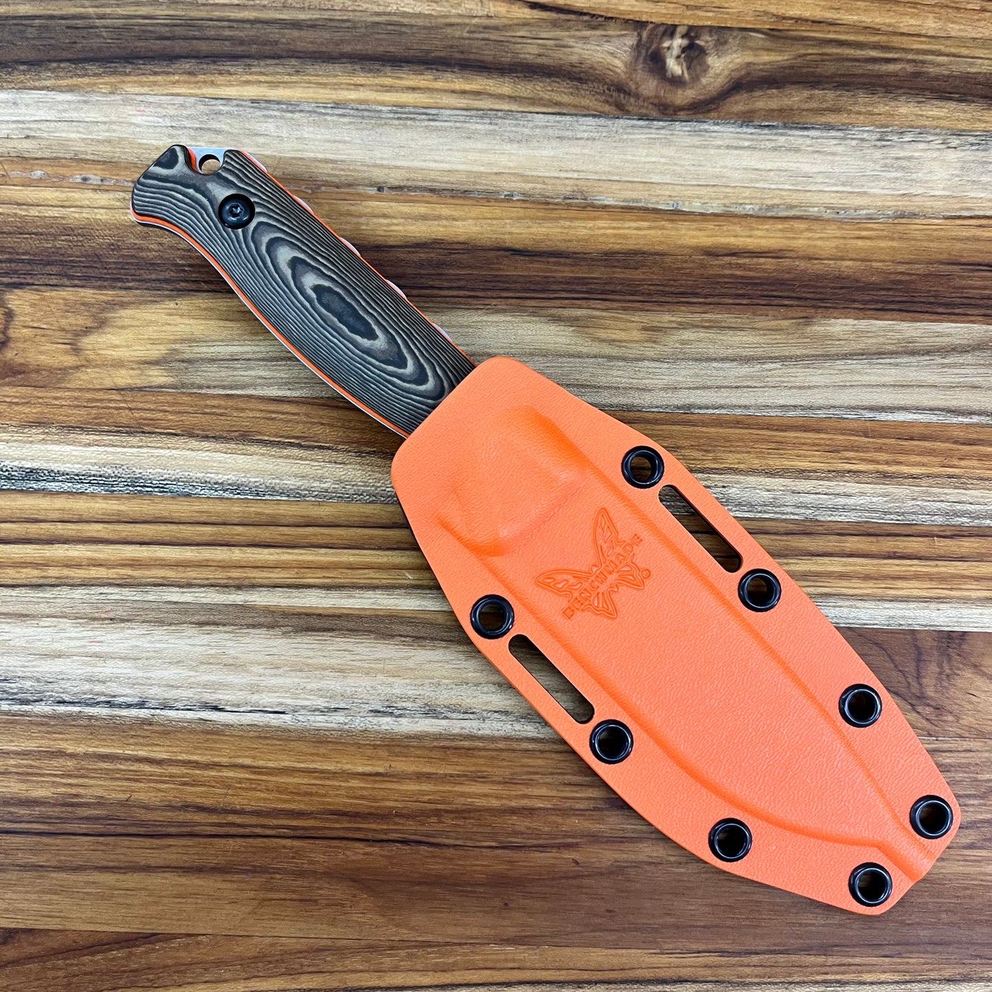 Benchmade Saddle Mountain Skinner 4.25" Fixed Blade w/ Richlite Handle
