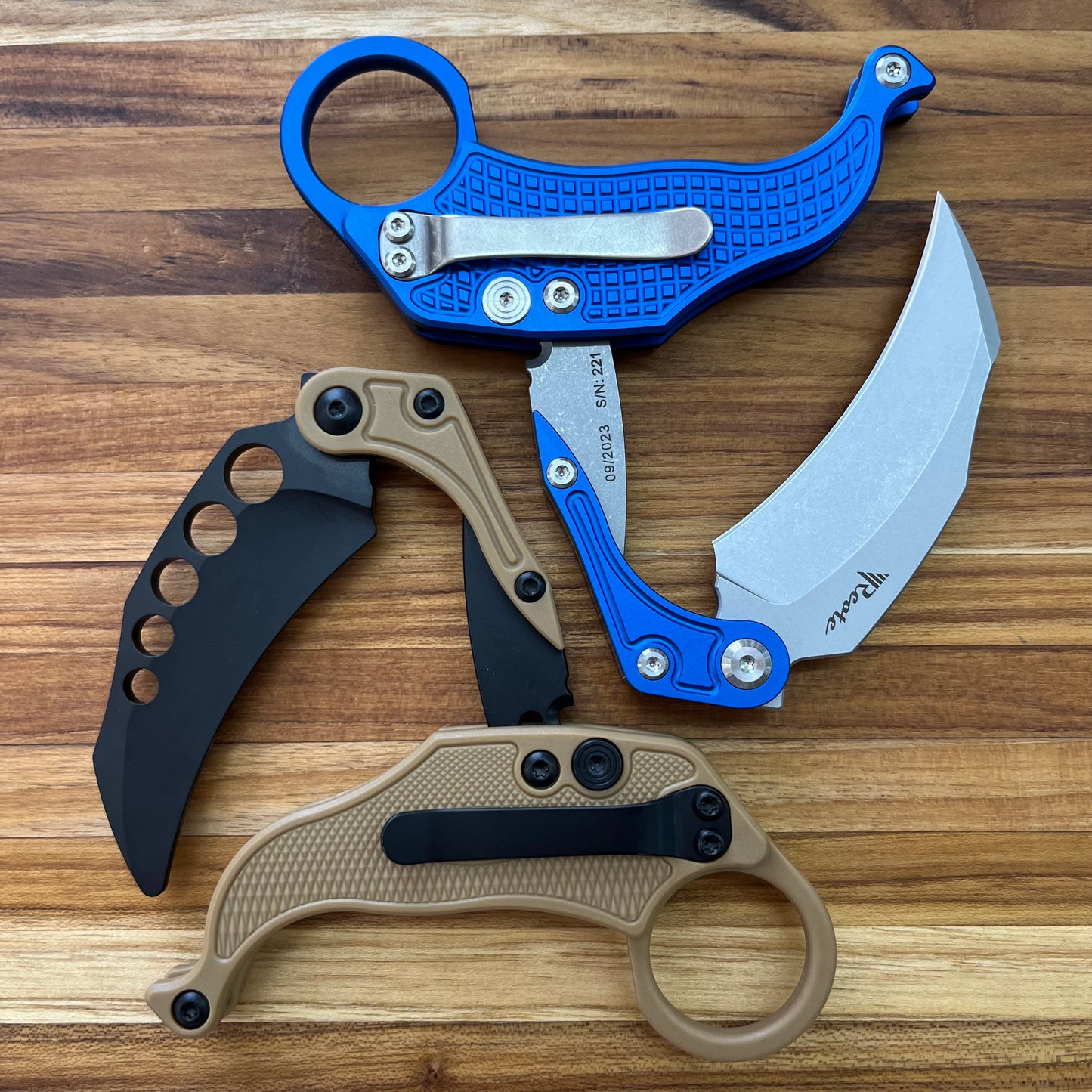 Reate EXO-K 2.75" Blue Gravity Karambit w/ Trainer Knife