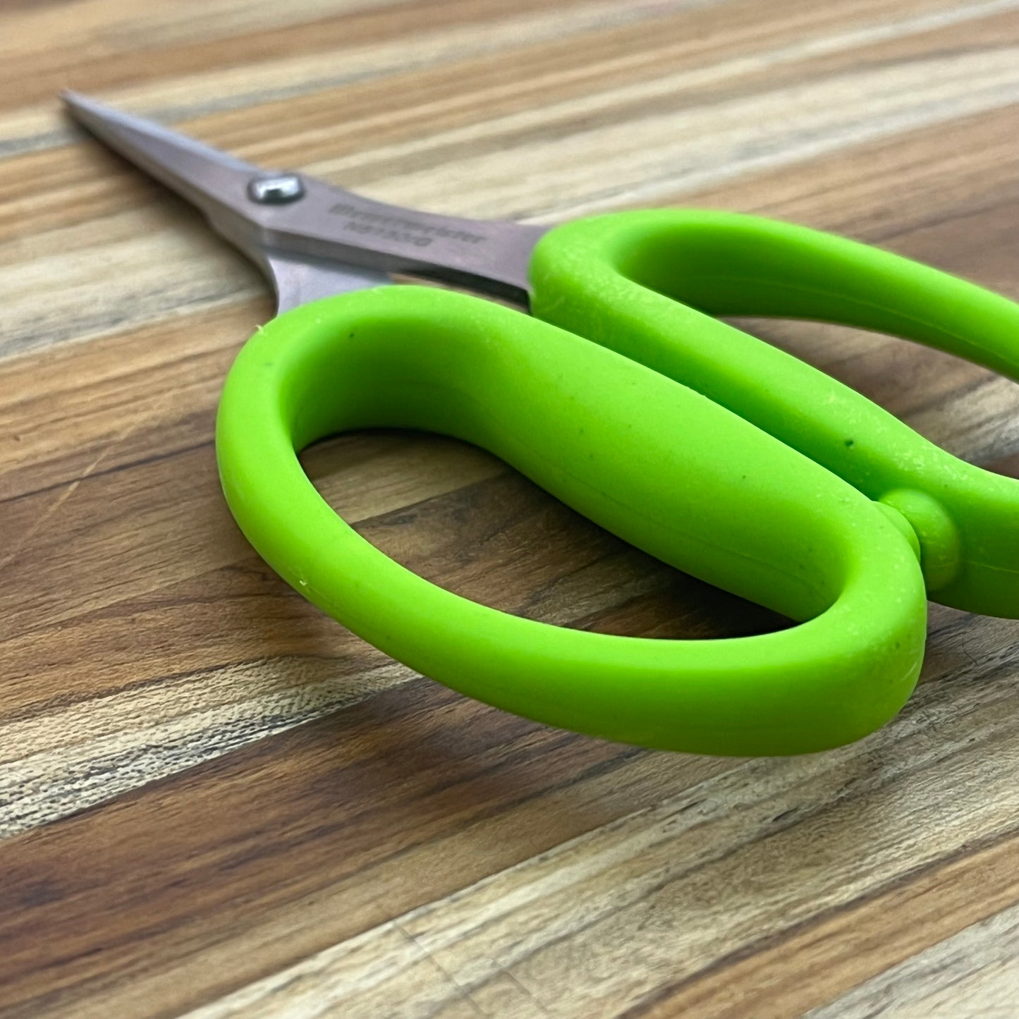 Messermeister Culinary 6" Shears w/ Green Handle