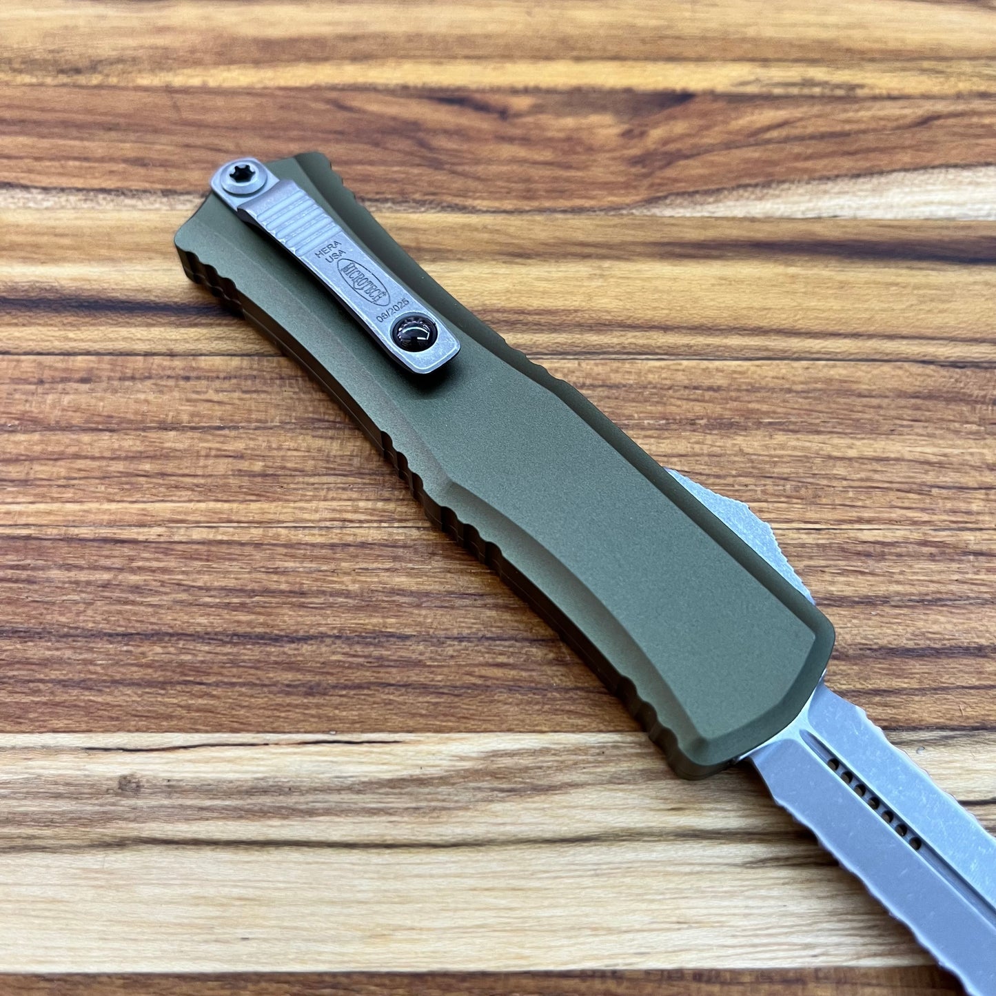 Microtech Hera II Mini D/E 3" P/S OTF w/ OD Green Aluminum Handle