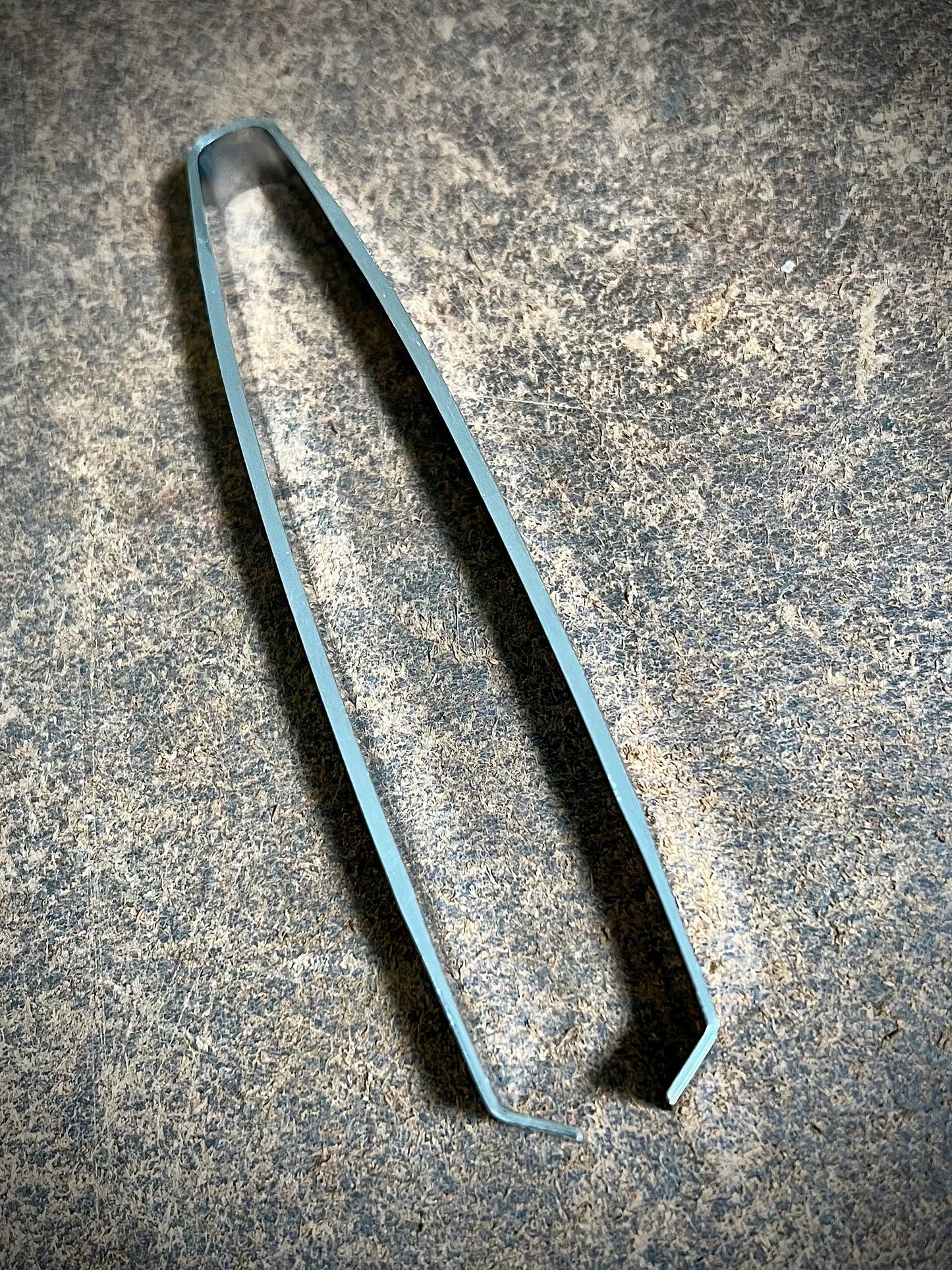 Kikuichi Honenuki Maru 100mm (4") Rounded Fishbone Tweezers