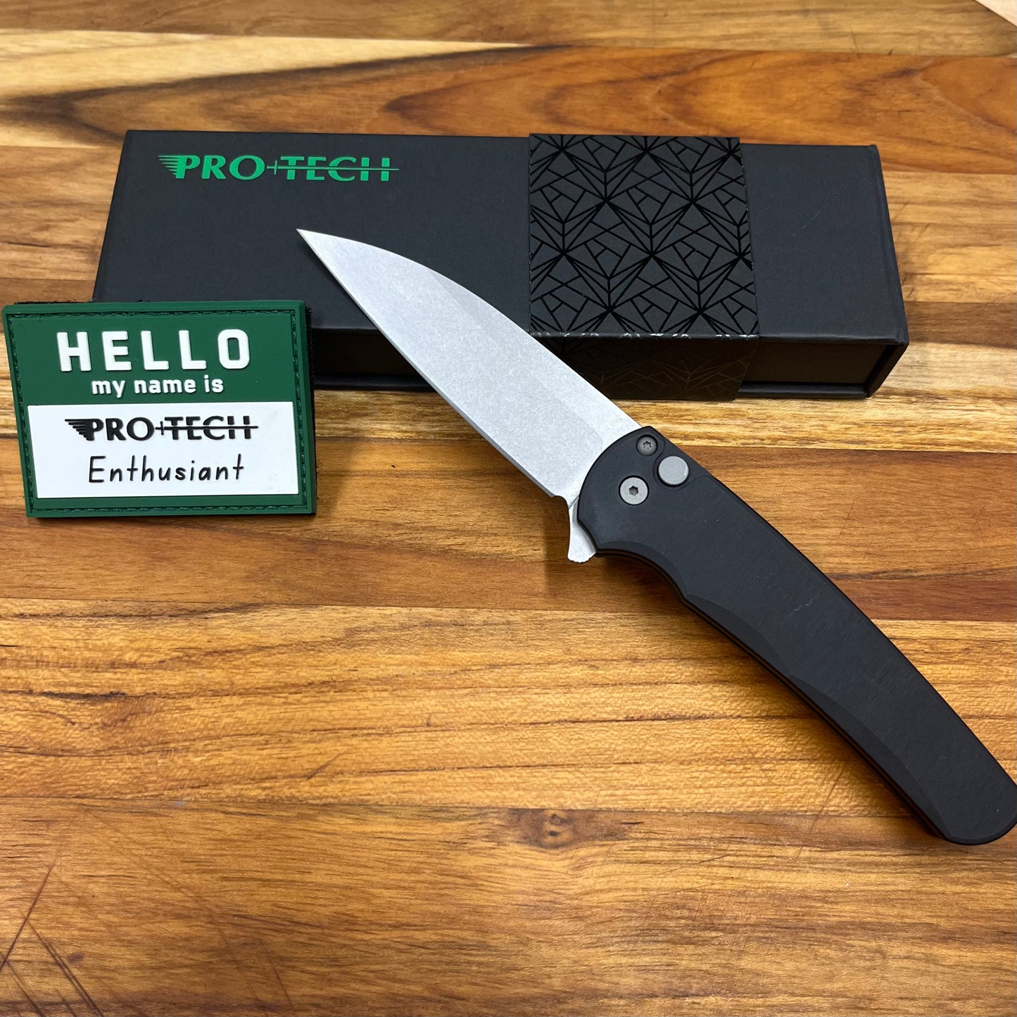 Pro-tech 5301 Malibu Magnacut Wharncliffe Folder
