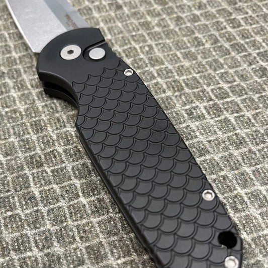 Pro-tech TR-3 X1SW Tactical Response 3 Black Fishscale Auto