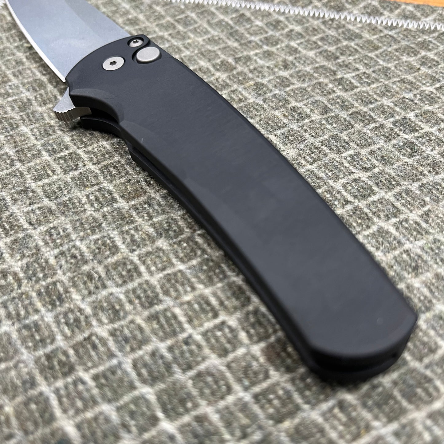 Pro-tech 5301 Malibu Magnacut Wharncliffe Folder