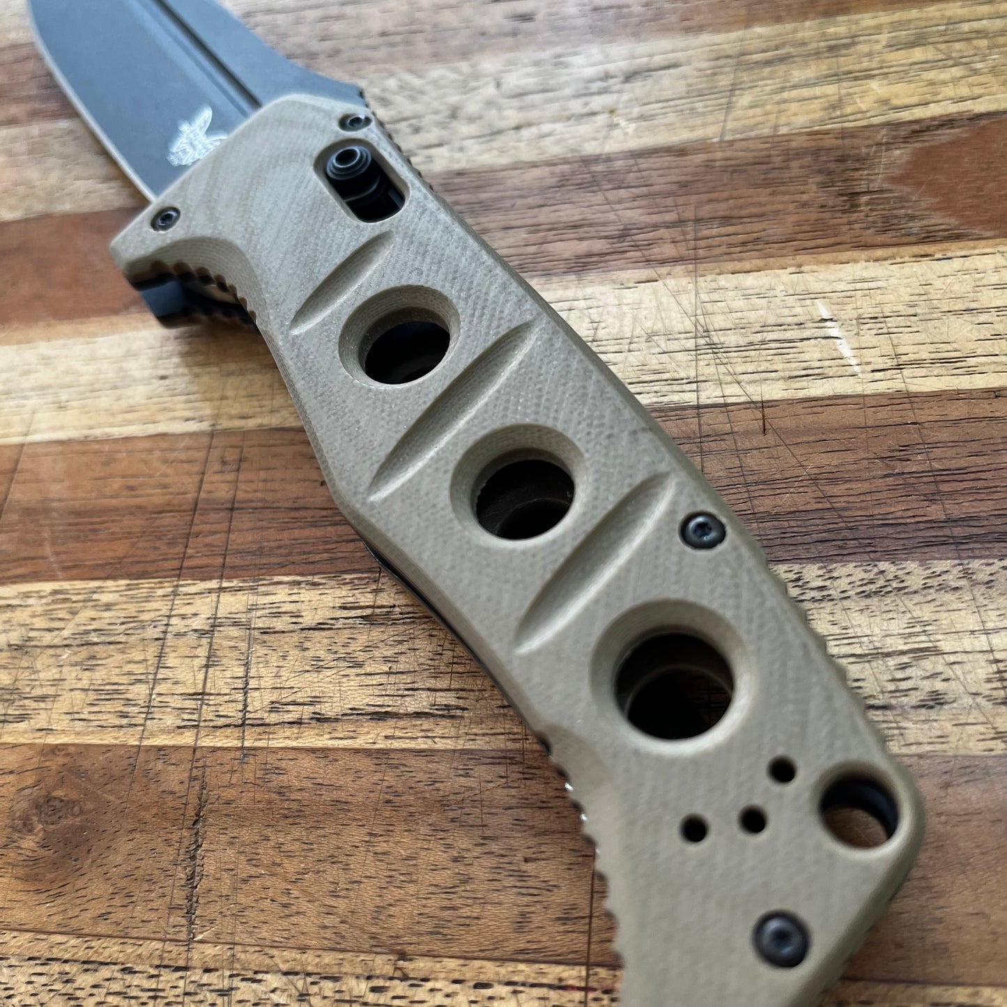Benchmade Adamas 3.75" Auto w/ Tan G10 Handle & Nylon Sheath