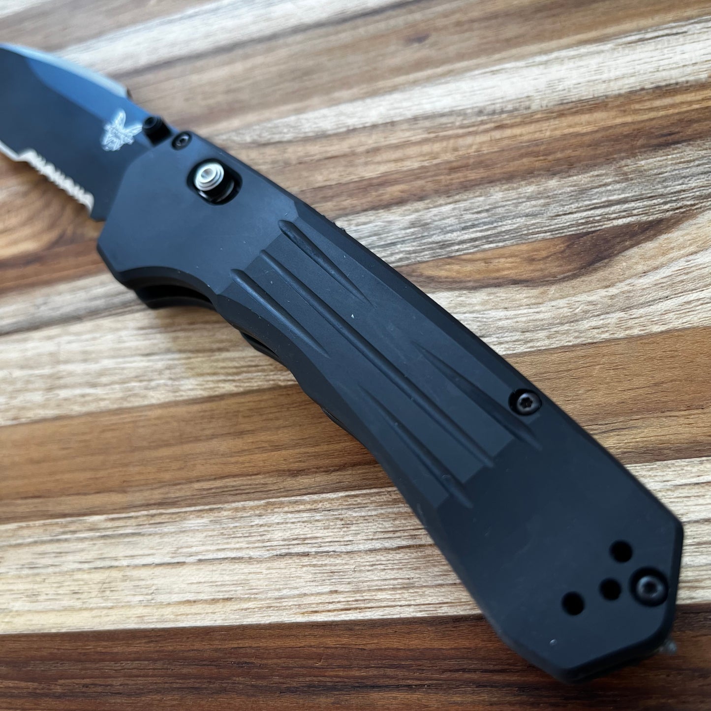 *DISCONTINUED* Benchmade Vallation 3.7” Folding Knife