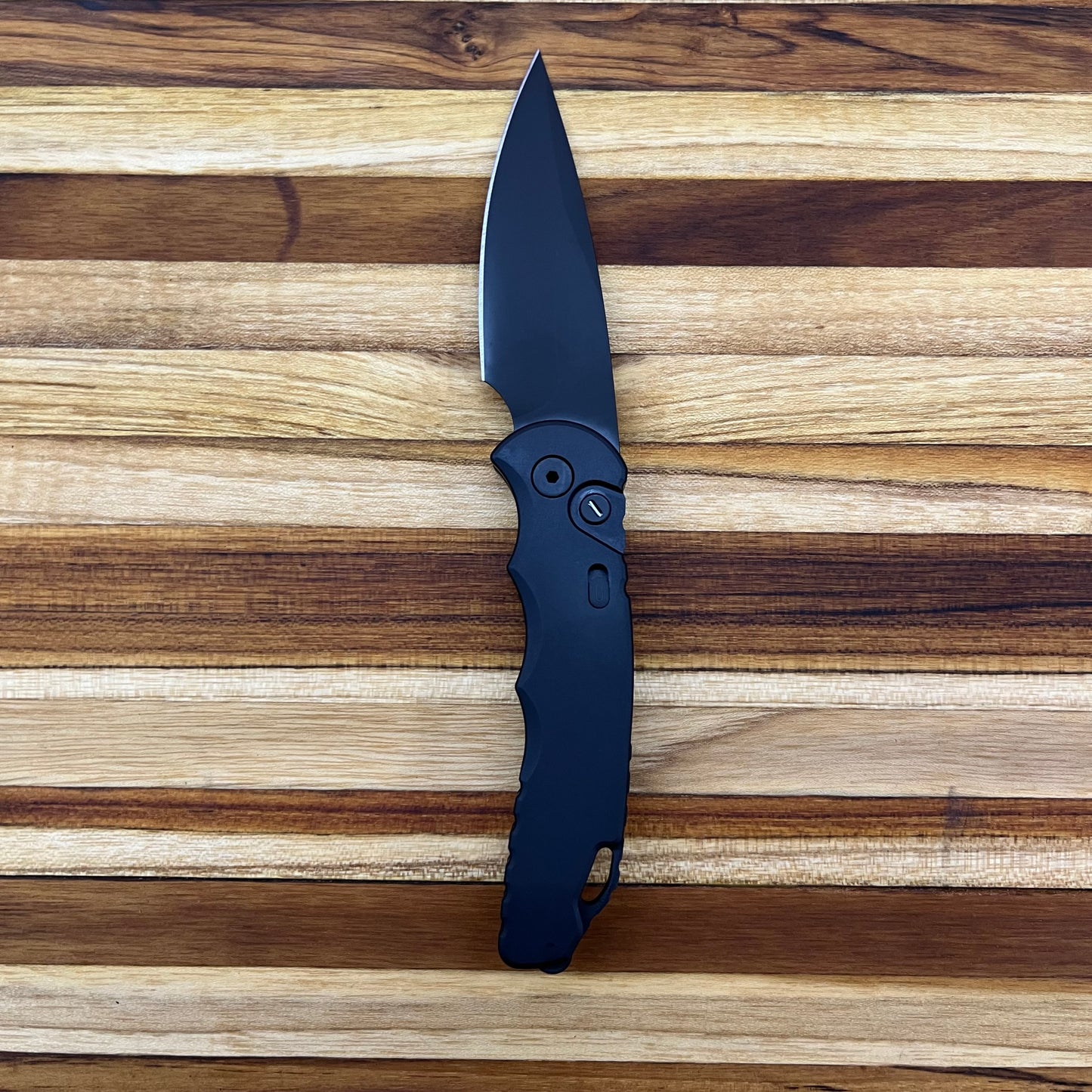 Pro-Tech Operator TR-5 3.25" w/ Tritium Button