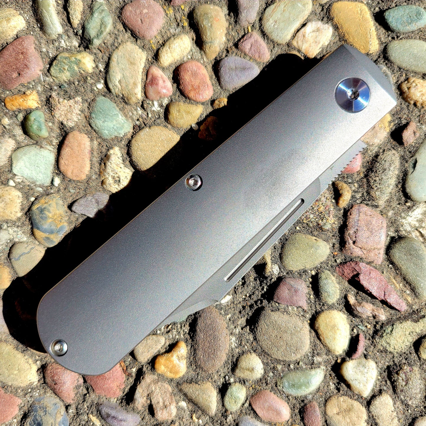 Terrain 365 Caiman Titanium