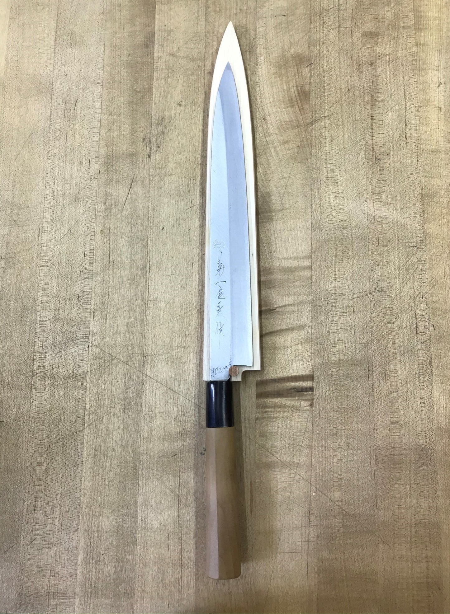 Kikuichi Kasumitogi 270mm Yanagi w/ Saya