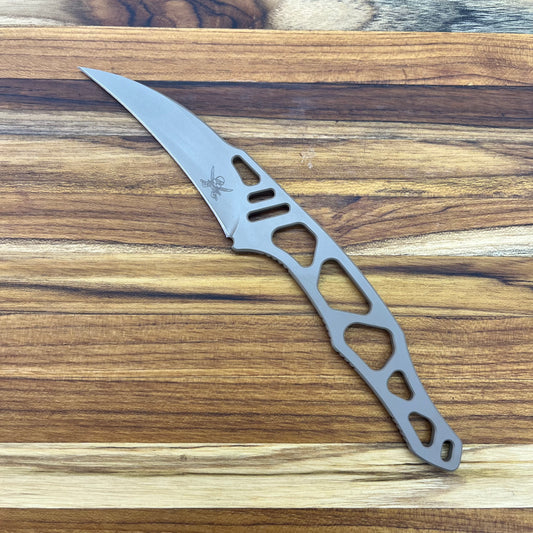 Toor *Limited Edition* Peg Leg by Skallywag Tactical 4" Fixed Blade w/ FDE Gunkote Finish & Black Kydex Sheath