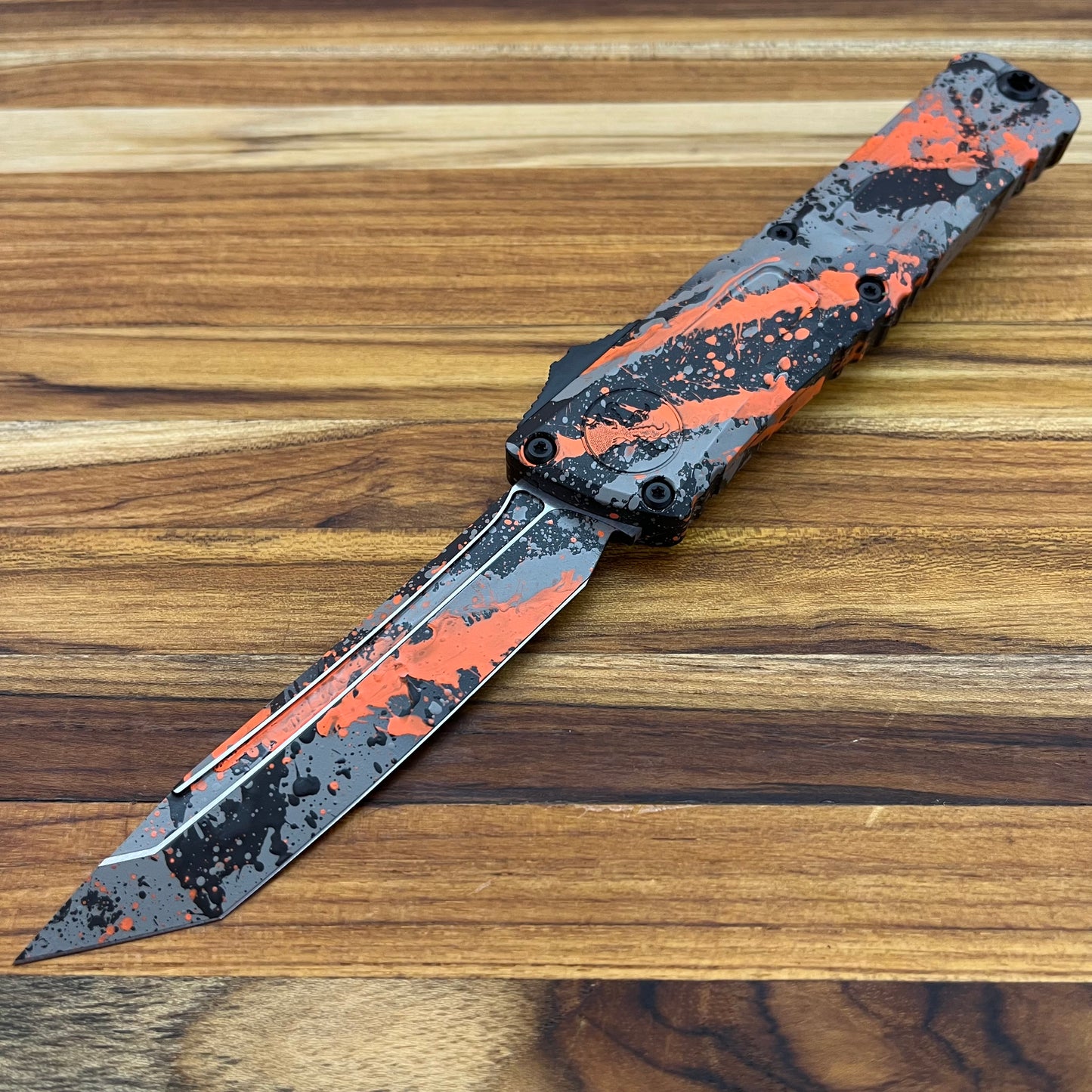 Microtech Combat Troodon Gen III T/E 4" OTF w/ Bull Shark Gray/Black Orange Splatter Aluminum Handle