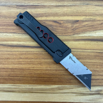 Reate Exo-U Gravity 2.5" Utility Knife w/ Black Handle & Red Speedhole