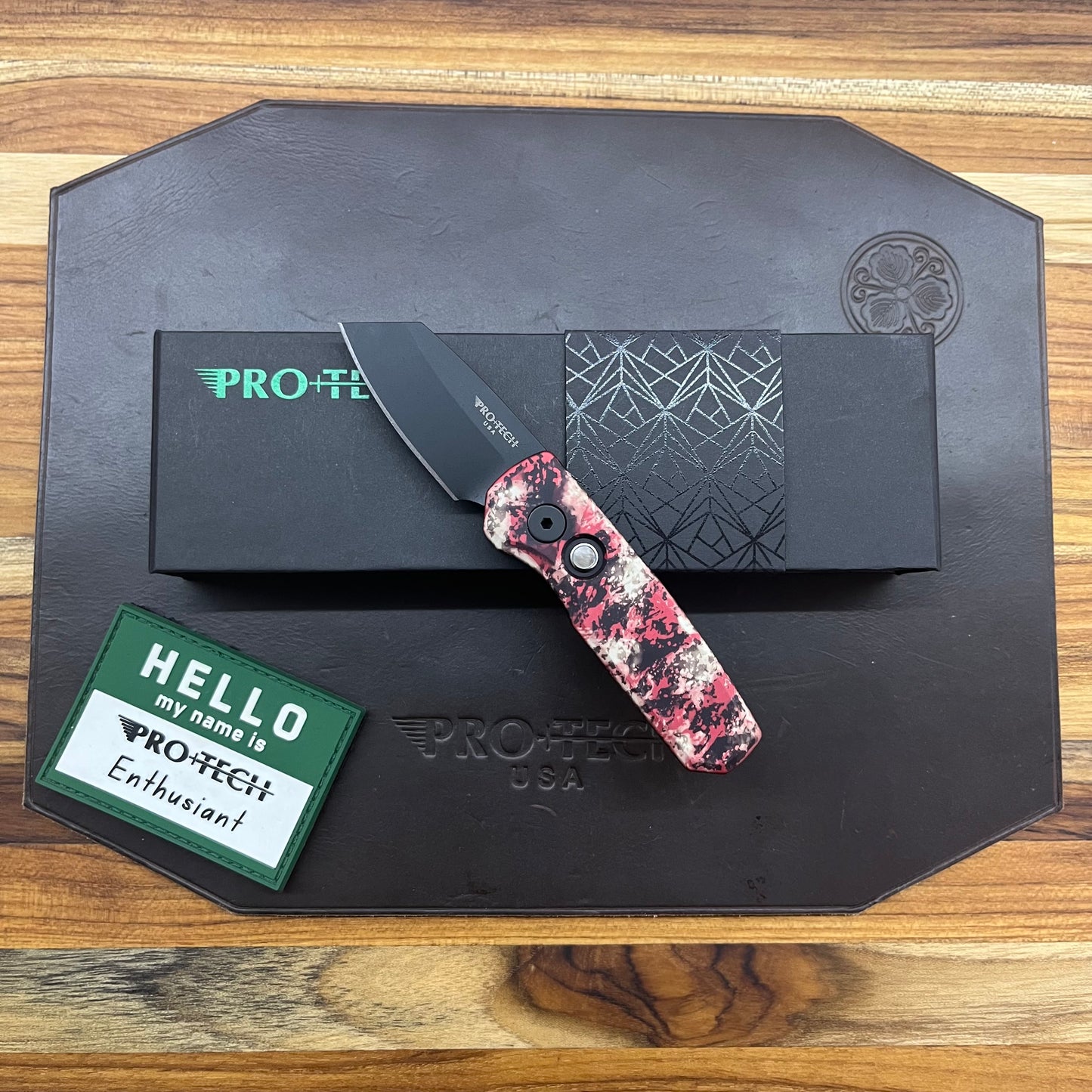 Pro-Tech Runt 5 2" Auto w/ DLC Reverse Tanto Blade & Crimson Tiger Camo Aluminum Handle