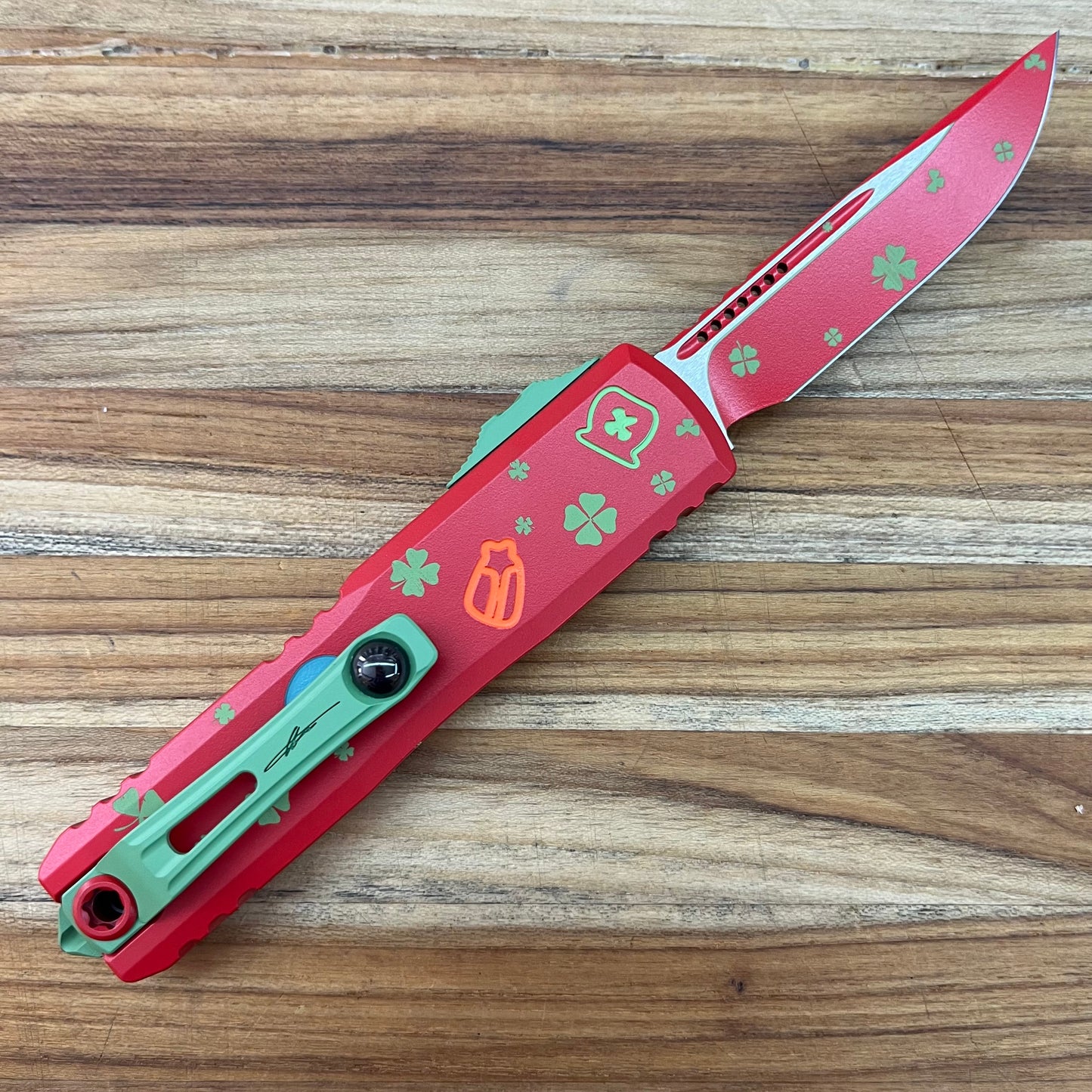 Microtech Signature Series UTX-85 GEN IV S/E 3.11" OTF Auto w/ St. Patrick's Day Handle