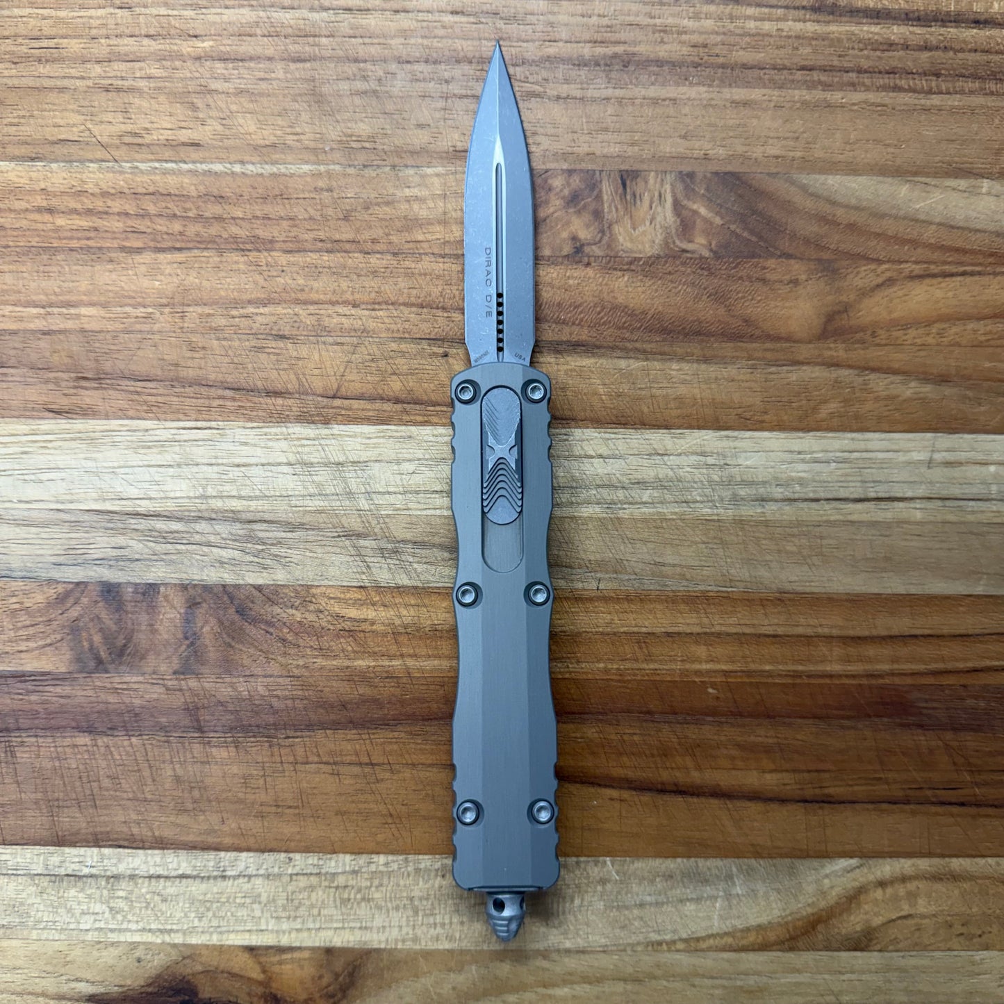 Microtech Dirac D/E 3" OTF Apocalyptic w/ Natural Clear Handle