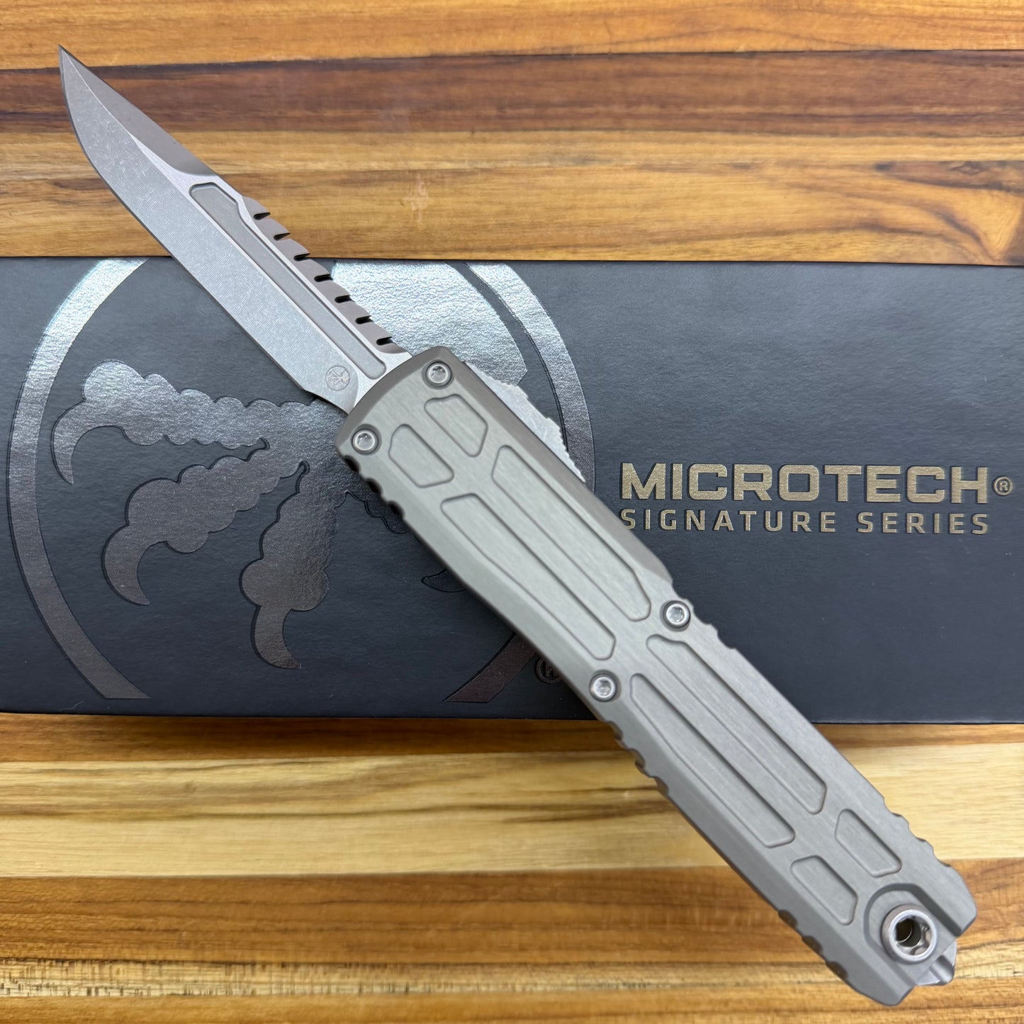 Microtech Signature Series Ultratech EX Gen III ZBP Interceptor S/E 3.5" OTF w/ Natural Clear Aluminum Handle