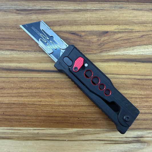 Reate Exo-U Gravity 2.5" Utility Knife w/ Black Handle & Red Speedhole