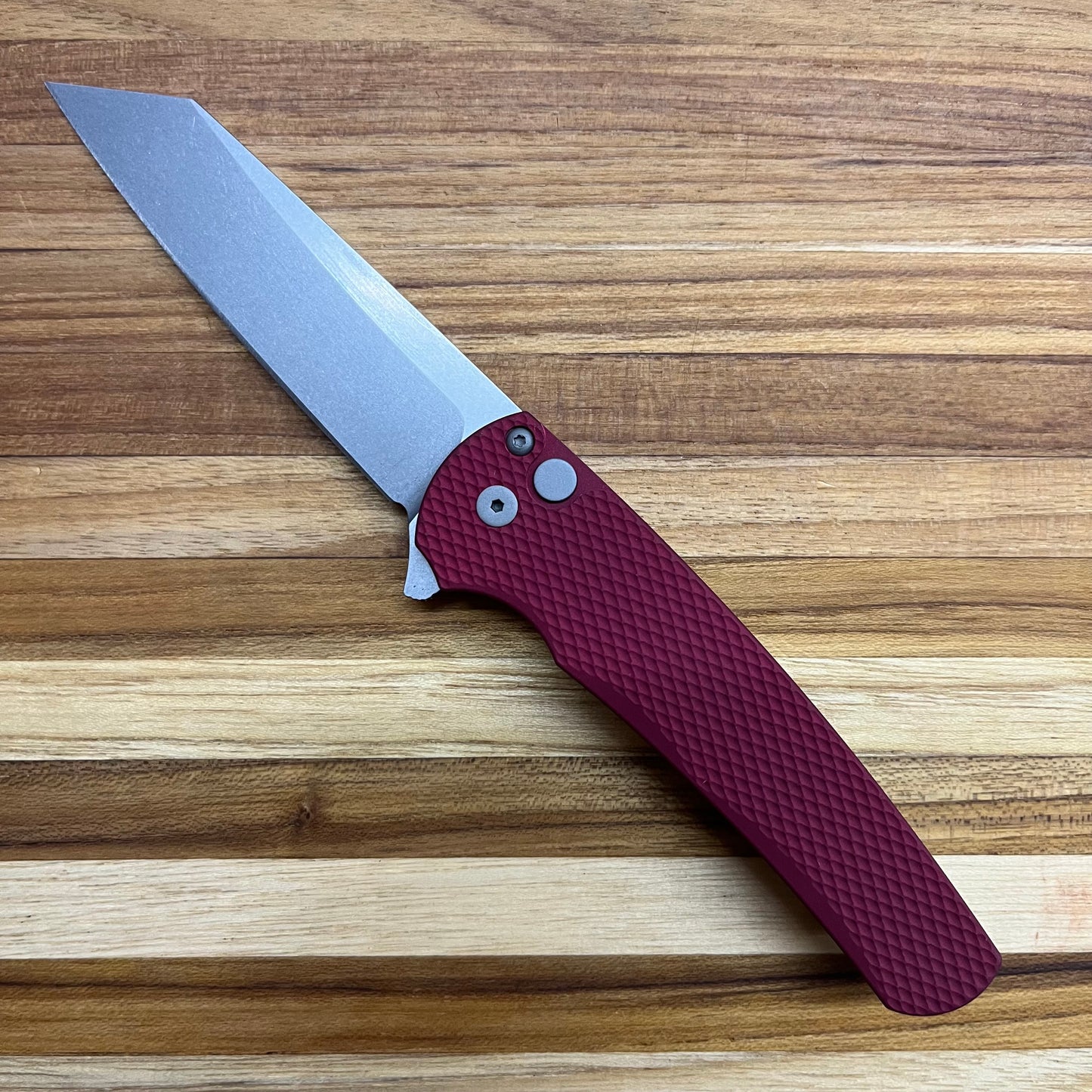 Pro-Tech Malibu 3.25" Flipper w/ Red Textured Handle