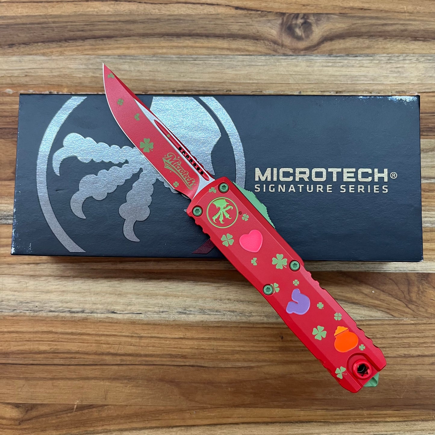 Microtech Signature Series UTX-85 GEN IV S/E 3.11" OTF Auto w/ St. Patrick's Day Handle