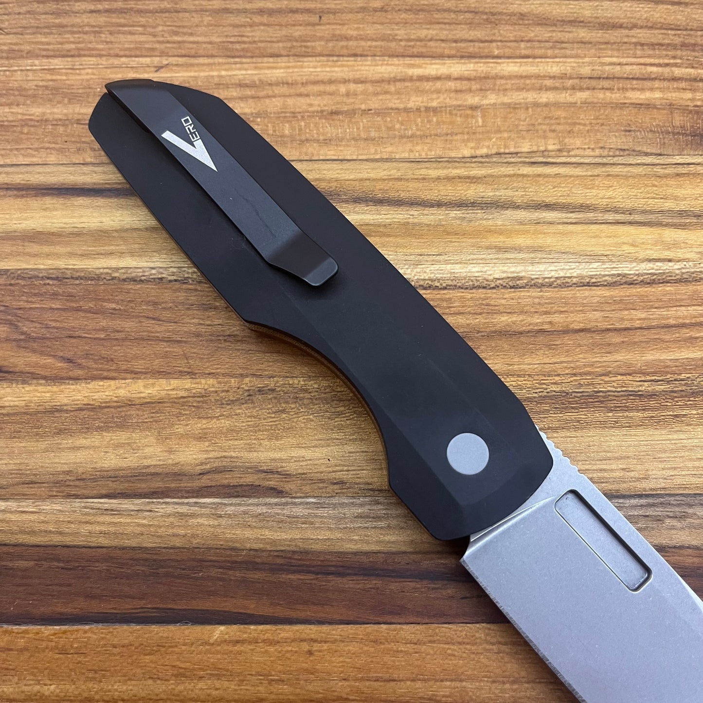 Pro-Tech Vero Synapse 3.5" Auto w/ Natural Linen Micarta & Black Aluminum Handle