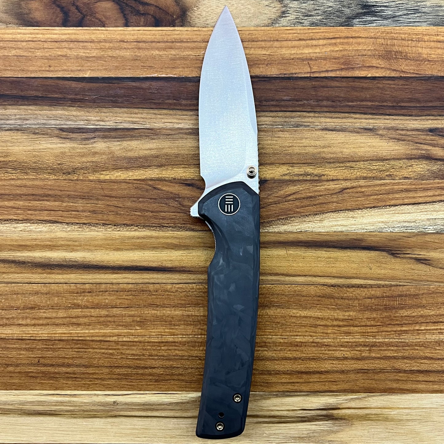 WE Knife Subjugator 3.5" Flipping Knife w/ Carbon Fiber & Titanium Handle