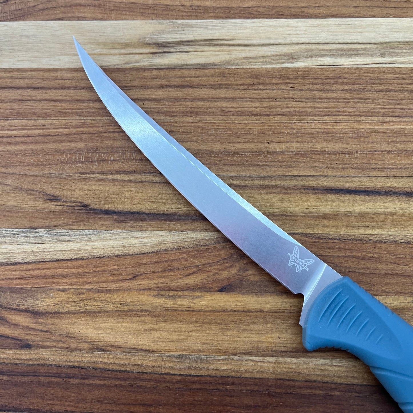 Benchmade Fishcrafter 5" Fillet Knife w/ Sheath & Depth Blue Santoprene