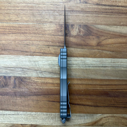 Microtech Dirac D/E 3" OTF Apocalyptic w/ Natural Clear Handle