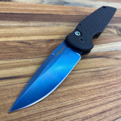 Pro-Tech TR-3 3.5" Auto w/ Sapphire Blade & Black Fishscale Textured Aluminum Handle