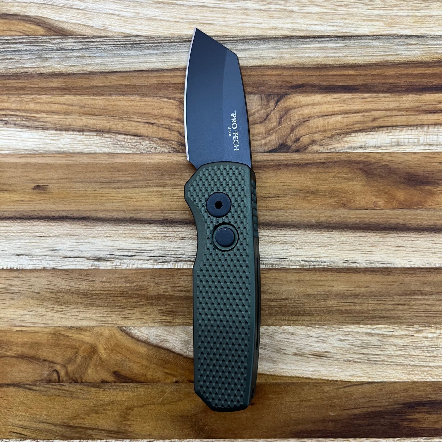 Pro-Tech Runt 5 2" DLC Auto w/ MagnaCut & Textured Green Aluminum Handle