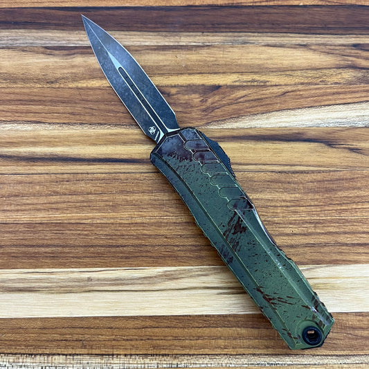 Microtech Signature Series Cypher II D/E 3.5" Auto Outbreak