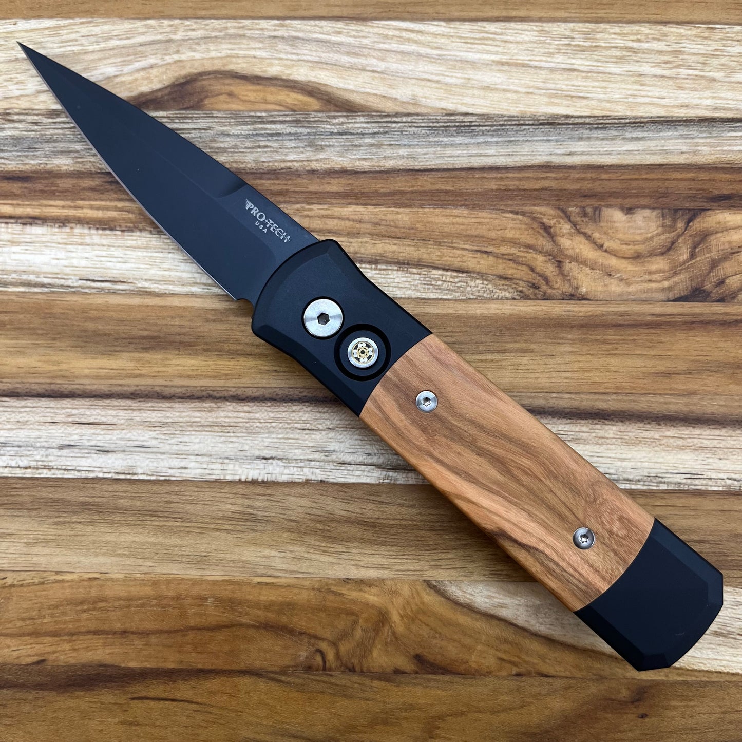 Pro-Tech Godson 3.15" DLC Auto w/ Mosaic Button & Olive Wood Inlay