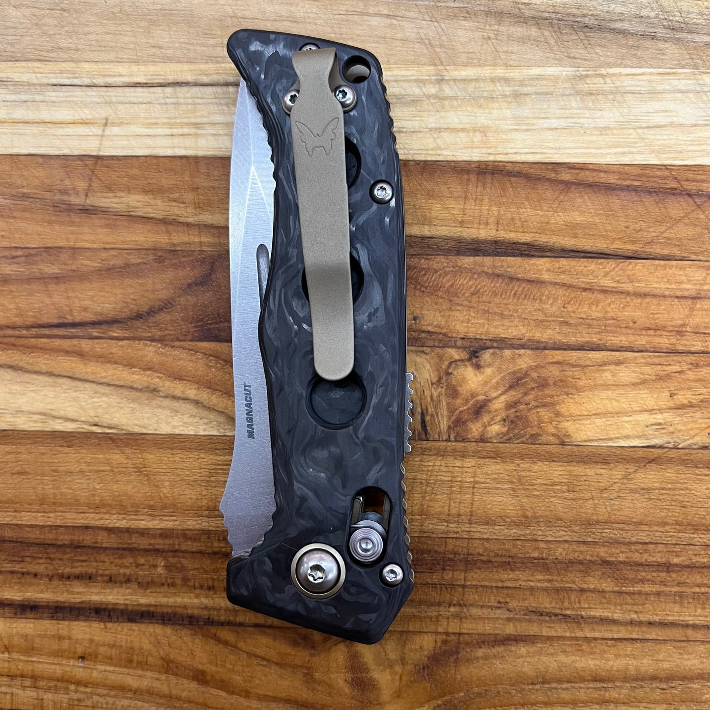 Benchmade Carbon Fiber Mini Adamas Auto