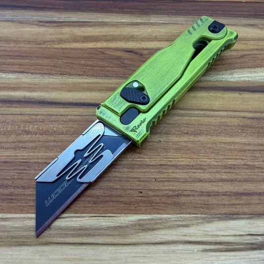 Reate Exo-U Gravity 2.5" Utility Knife w/ Distressed Green Handle