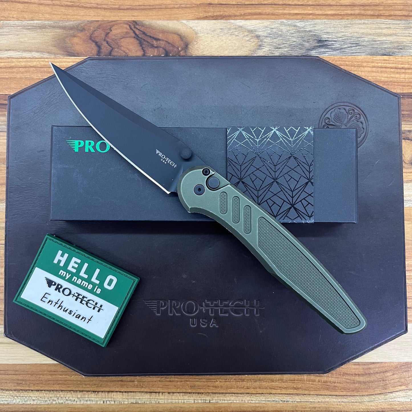Pro-Tech Avalon 4" Folding Knife DLC Black w/ Knurled & Battleworn Green Aluminum Handle