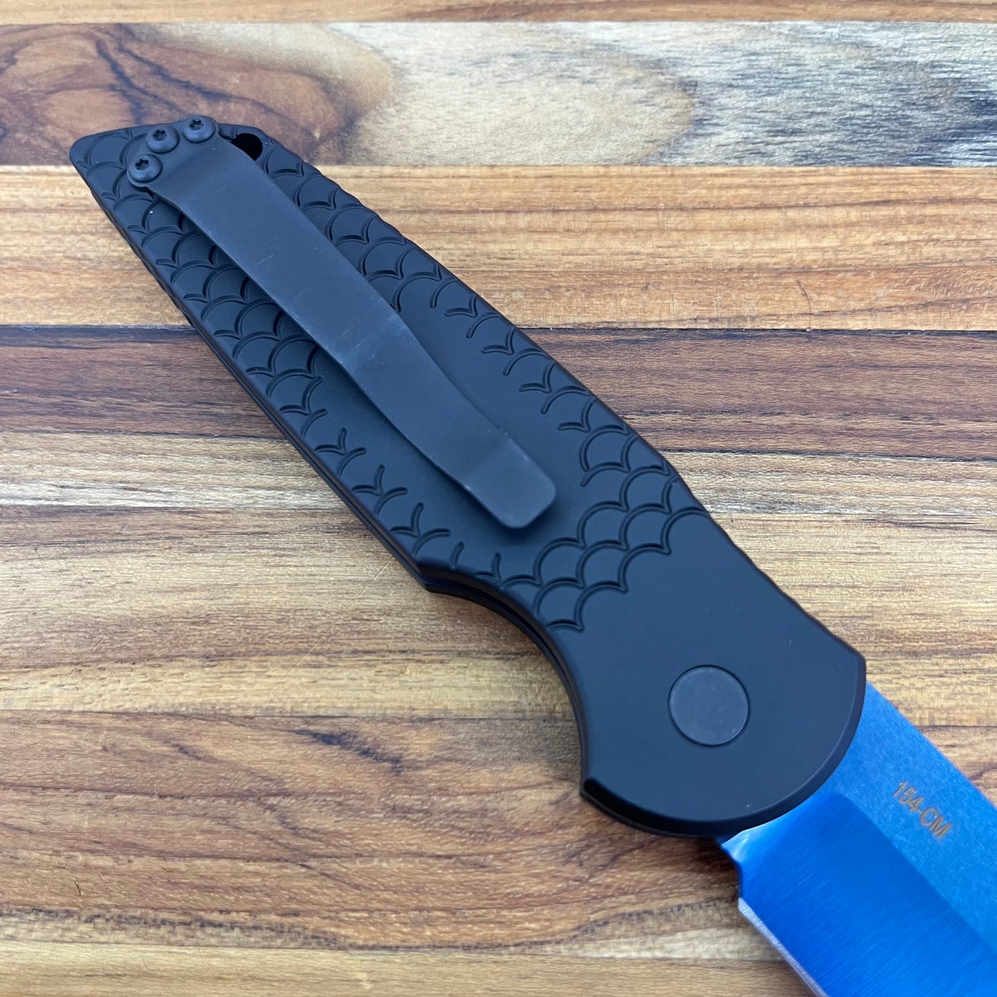Pro-Tech TR-3 3.5" Auto w/ Sapphire Blade & Black Fishscale Textured Aluminum Handle