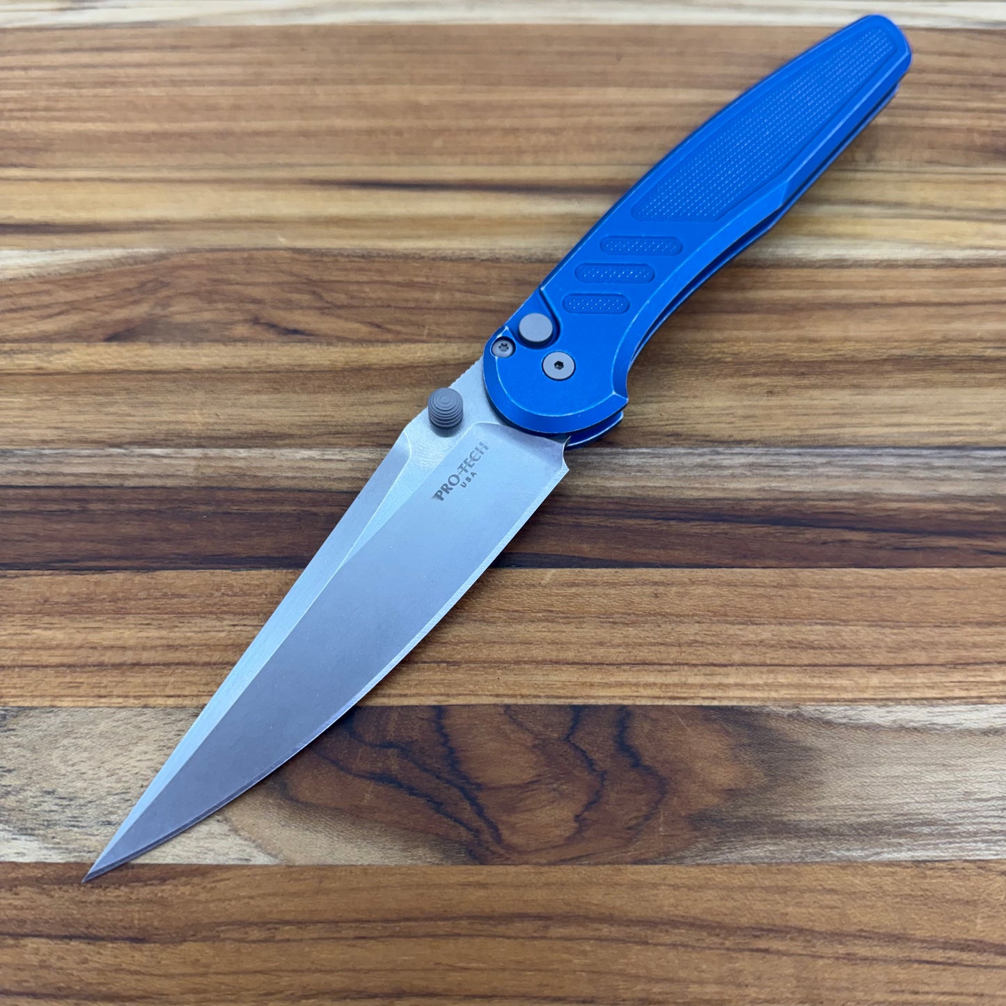Pro-Tech Avalon 4" Folding Knife w/ Battleworn Knurled Blue Aluminum Handle
