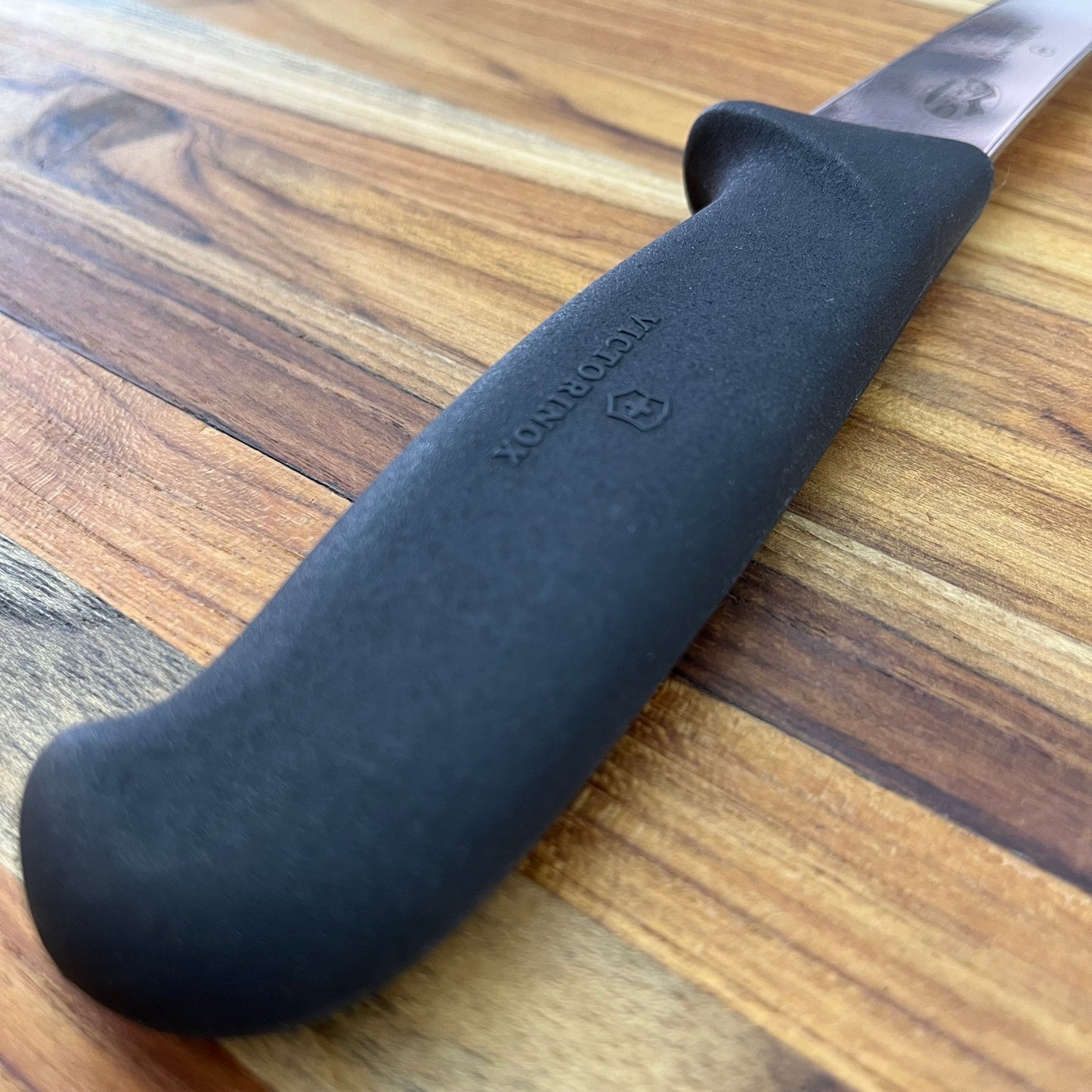 Victorinox Fibrox Pro 6” Semi-Stiff Curved Boning Knife w/ Rounded Tip